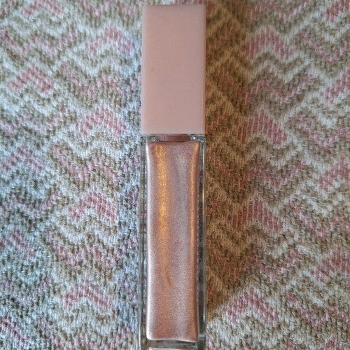 Nyx Ultimate Glow Shots Brightening Liquid Eyeshadow like new