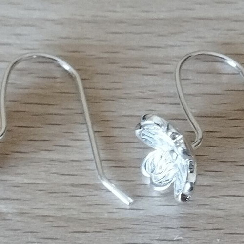 Elegance flower pattern earrings, silver