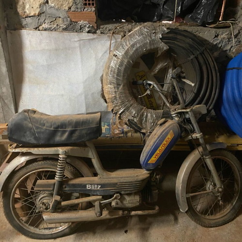 Velosolex mopeds 2 used siblings without license
