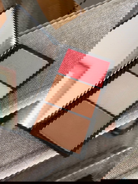 Παλέτα με highlighters και bronzer  sleek