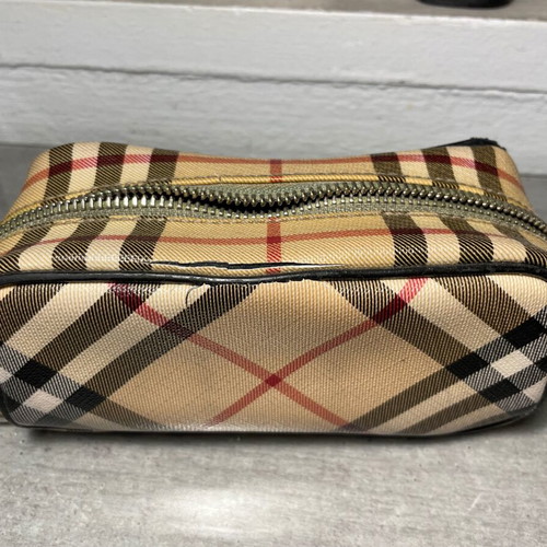 Burberry luxury toiletry bag used with defects