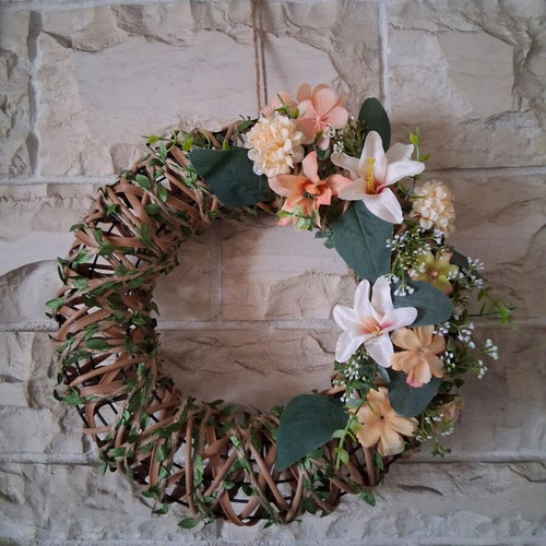 Decorative wreath 30cm new with metal frame and artificial flowers