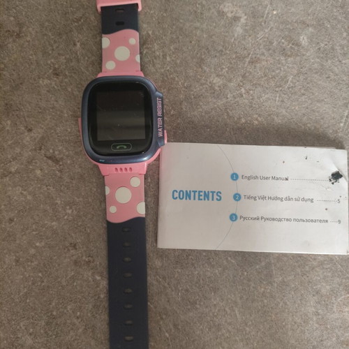Smart watch for kids with GPS tracker, like new