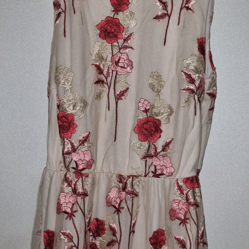 Floral dress Shine 2gether like new, adjustable medium to large