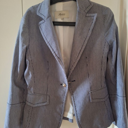 Rococo jacket like new, size S-M, white and blue