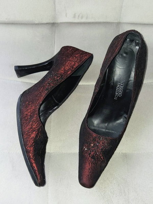 Gianna Kazakou pumps used, size 38, black and red, 10 cm heel