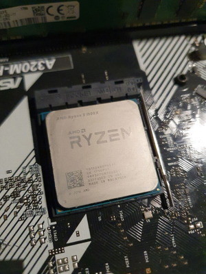 Ryzen 5 1500x like new, fully functional