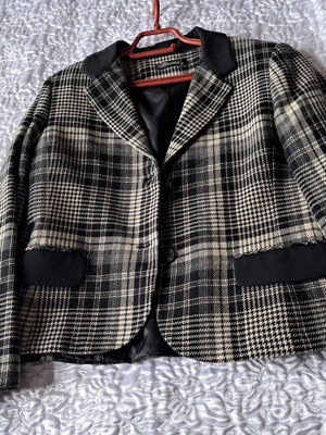 Winter checked jacket vintage, size 50, like new
