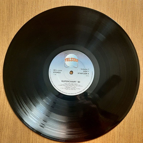 Superchart 83 vinyl like new, English recording 33 rpm