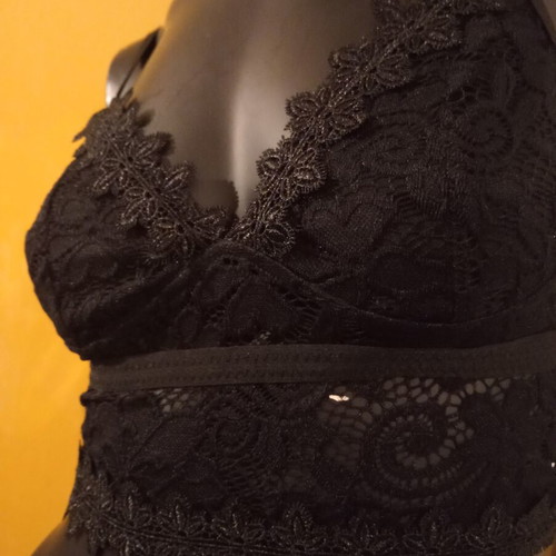 Shein Bralette lace elastic size S cup A/B new black