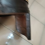 Σκαμπό από μασίφ αφρικανικό ξύλο σαν καινούργιο, βαρύ και σταθερό
