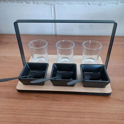 Modern aperitif serving set