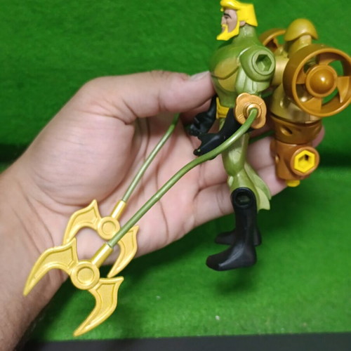 Mattel Batman Brave and the Bold Deluxe Power Prop Aquaman action figure 2009