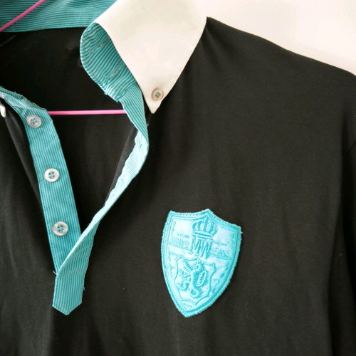 Long-sleeve shirt with collar like new, size L, black with turquoise details
