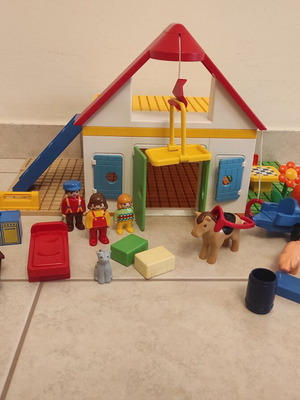 Playmobil 6750 Large Farm like new