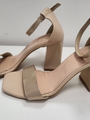 Mariella Fabiani sandals like new, pink gold leather platform heels