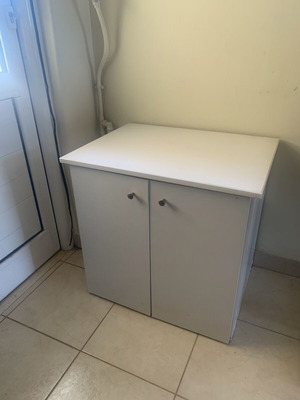 Small storage cabinet like new