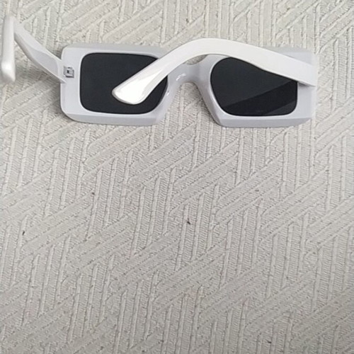 White sunglasses like new