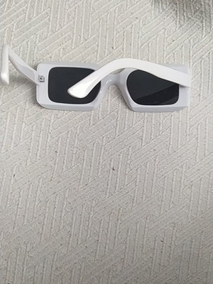 White sunglasses like new