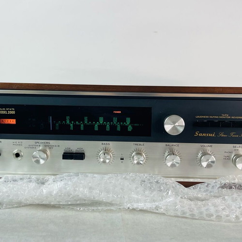 Sansui Solid State Model 2000 AM/FM MPX Stereo Tuner Amplifier like new