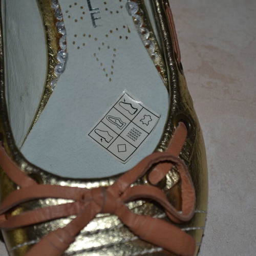 Sachelle ballerinas gold like new, size 37