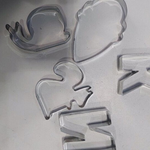 Metal Cookie Cutters Set 25+ Pieces Like New