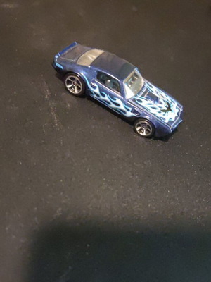 Hot Wheels HW Showroom 2013 '73 1973 Pontiac Firebird Blue Flames μεταχειρισμένο