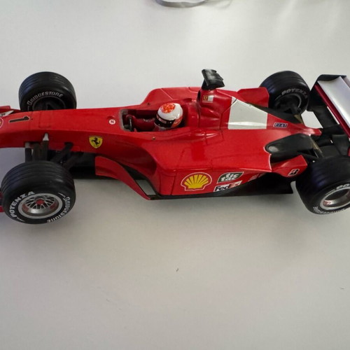 Ferrari f1 E2001 “Cesar Nose” used 1:18 Hot Wheels