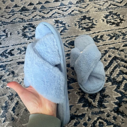 Sinsay fuzzy slippers like new, size 36-37, blue