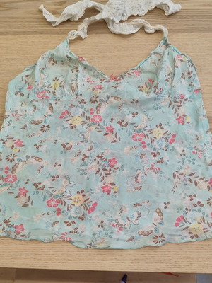 Accessorize vintage halter top butterfly floral size 42