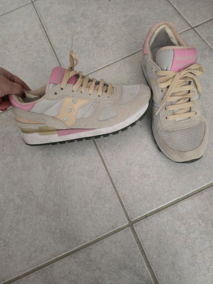 Saucony Shadow Original sneakers women's like new, beige/pink