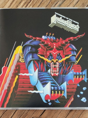 Judas Priest Defenders of the Faith CD like new
