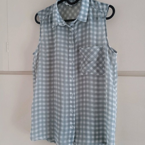 Tally Weijl shirt like new, size Large
