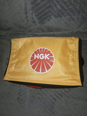 NGK συλλεκτικό τσαντάκι θερμός καινούργιο