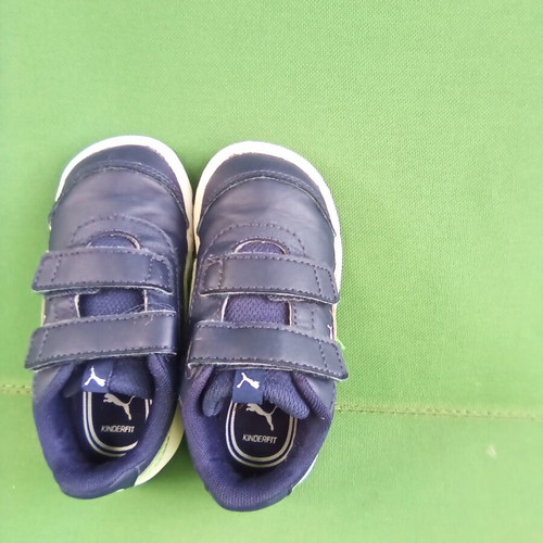 Puma baby sneakers size 22 used