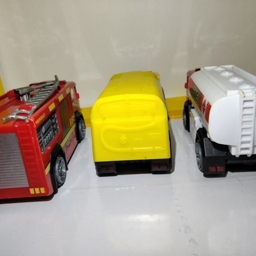 Teamsterz Street Kingz 1:43 HTI toy cars set, Fire Emergency, Fuel, Cleaning Star