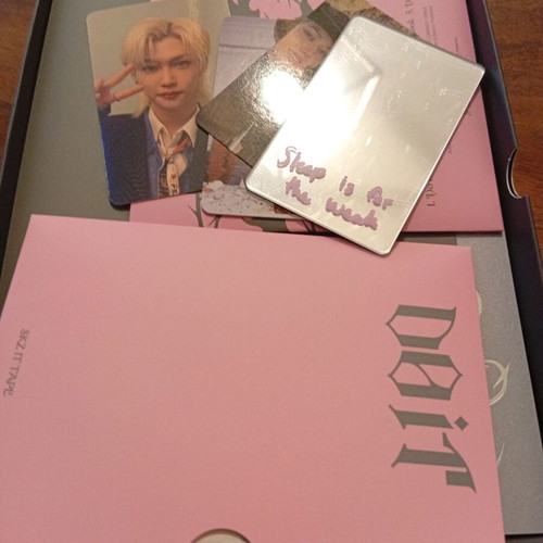 Straykids Do IT Karma music CD set with album and photos