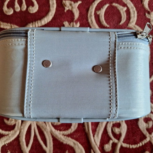 Toiletry bag cosmetic case