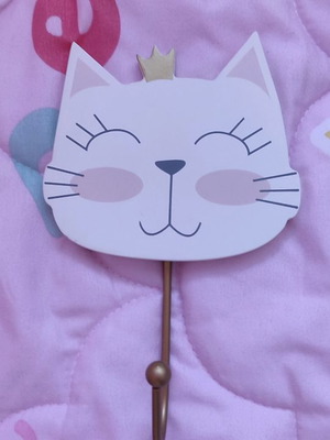 Children's wall hanger
