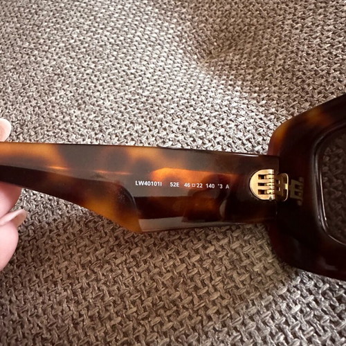 Loewe Anagram LW40101I sunglasses like new, women's tortoiseshell brown