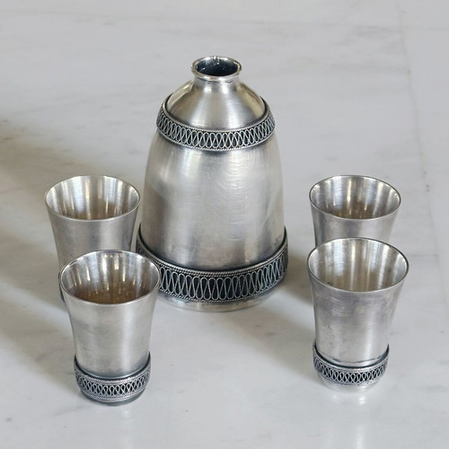 Filigree decanter used with four shot glasses Ummet Factory 1960s