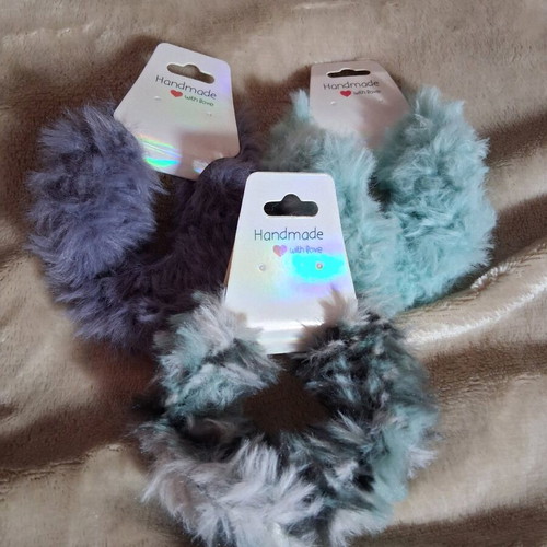 Scrunchie γούνινα καινούργια, μαλακά στο άγγιγμα