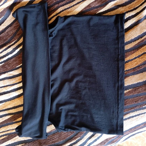 Crop top black like new, size S/M