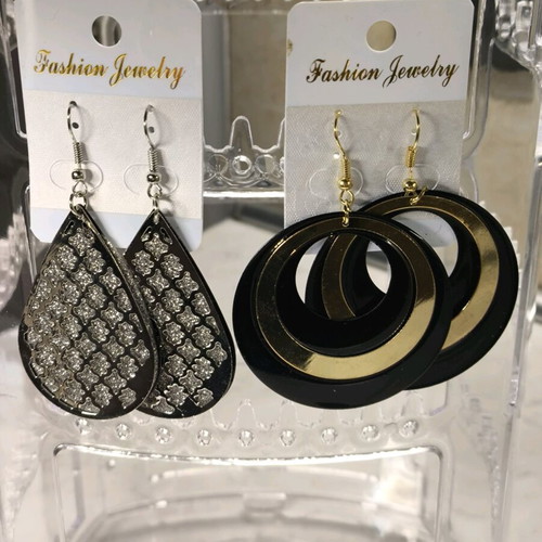 Metal earrings like new, 2 pairs with stainless steel hooks