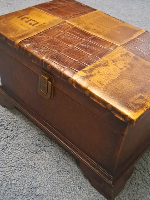 Decorative wooden chest like new with leatherette and decorative nails