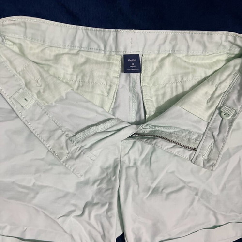 Gap shorts like new, size 16, soft pistachio color