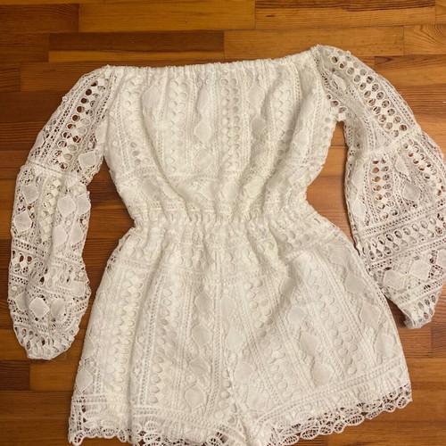 White Parisian One-Piece Romper medium size like new