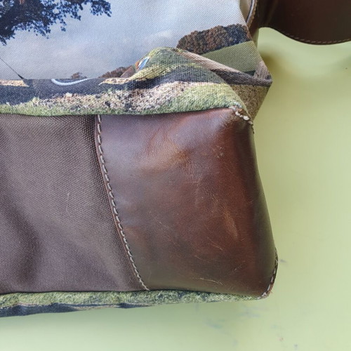 Paul Smith crossbody bag used, colorful, zipper damaged