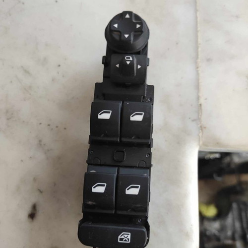Peugeot 3008 '16-'20 window switch used, code 98319739ZD