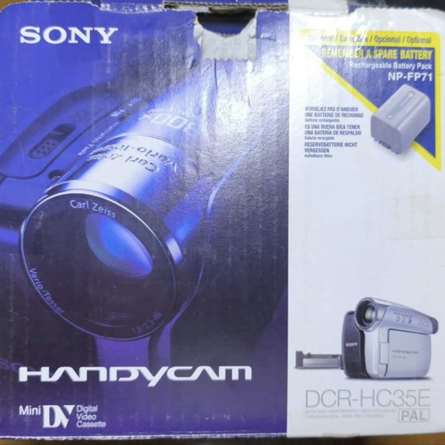 Sony Handycam video camera new with Carl Zeiss lens and 20x optical zoom
